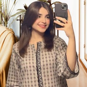 Mirror selfie DP 
