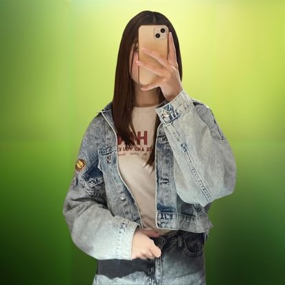Mirror selfie DP for WhatsApp