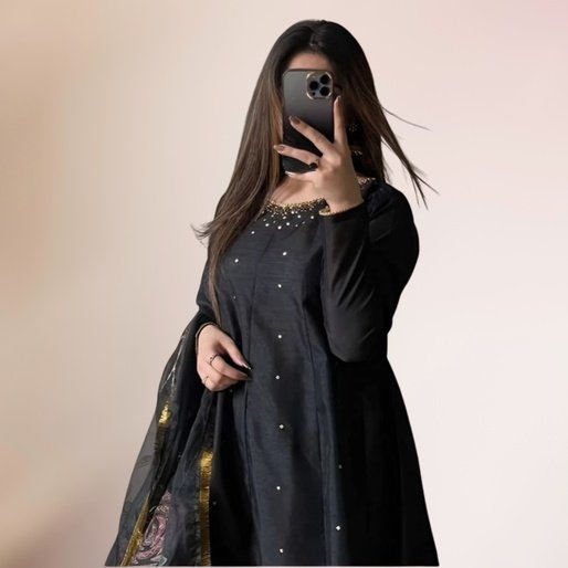 Mirror selfie DP
