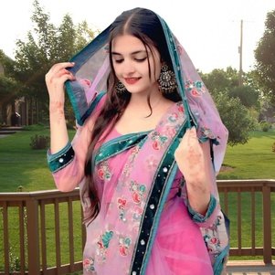 Saree girl DP pics 