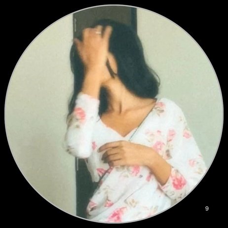 Saree girl DP for WhatsApp